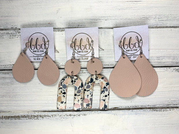 HOPE - Leather Earrings  ||  <BR> PINK & WHITE (ON CORK), <BR> LIGHT PINK CHUNKY GLITTER (ON CORK)