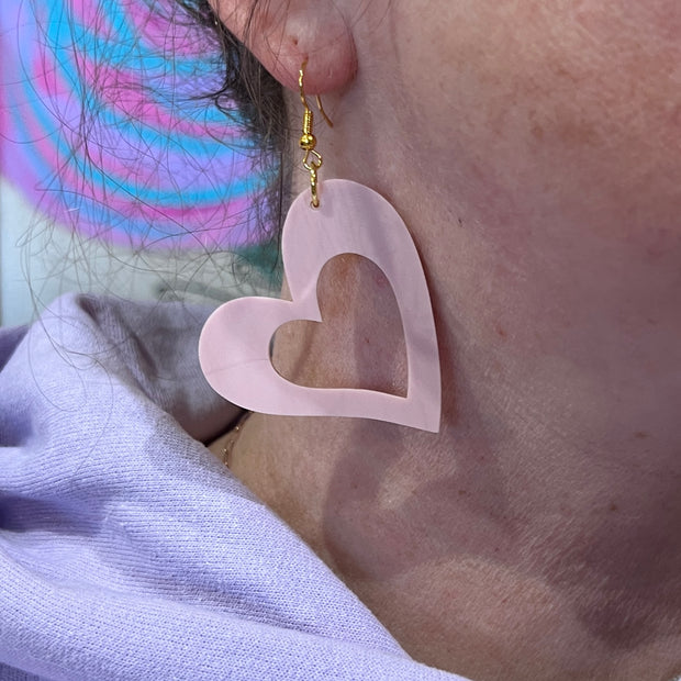 ACRYLIC OPEN HEART- Acrylic Earrings || NEON PINK