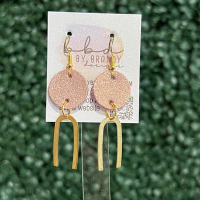 IRIS  ||  Leather Earrings || SILVER OR GOLD BRASS U-SHAPE, <BR>  SHIMMER VINTAGE PINK