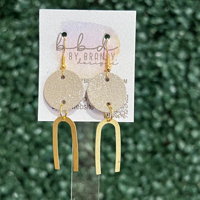 IRIS  ||  Leather Earrings || SILVER OR GOLD BRASS U-SHAPE, <BR>  SHIMMER CHAMPAGNE