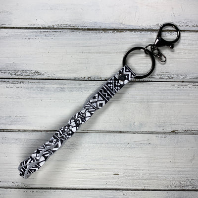 BRAIDED KEYCHAIN - Leather Braided Keychain  ||  BLACK & WHITE GEOMETRIC